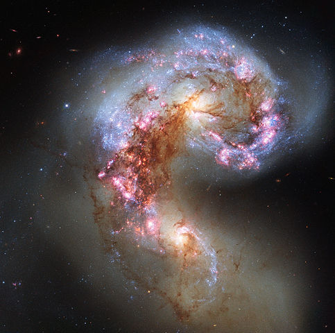 483px-Antennae_Galaxies_reloaded